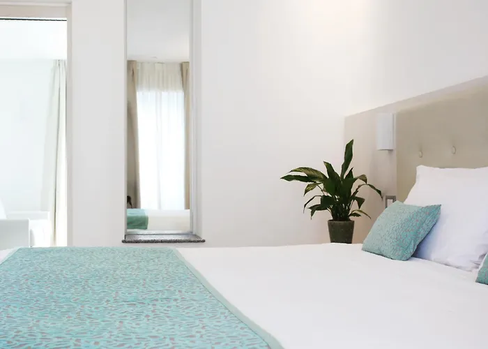 Hotel Ponti 3*