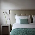 Hotel Ponti Angera